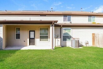 12222 Maura Lane in Houston, TX - Building Photo - Building Photo