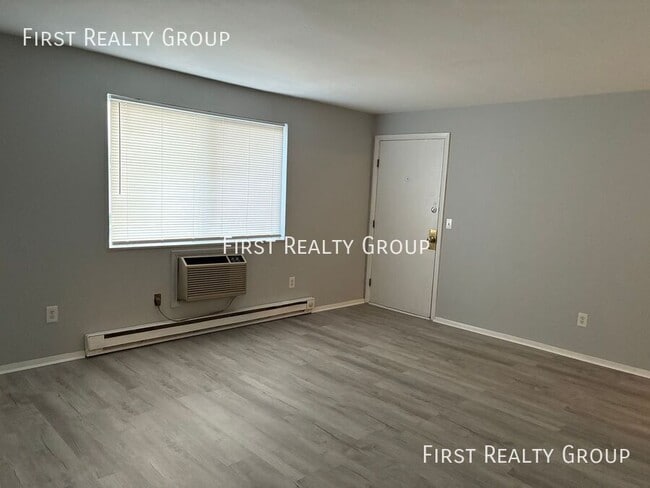 4911 Northcutt Pl in Dayton, OH - Building Photo - Building Photo