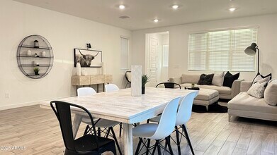 1827 S Bedford Pl in Chandler, AZ - Building Photo - Building Photo