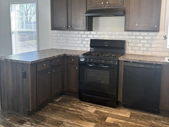 464 Cimarron in Lake Elmo, MN - Building Photo - Building Photo