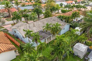 9741 SW 3rd St in Miami, FL - Building Photo