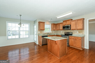 145 Natalie Ct in Covington, GA - Building Photo - Building Photo