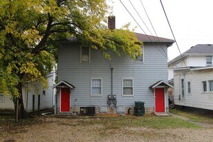 1522 W Jackson St in Muncie, IN - Building Photo