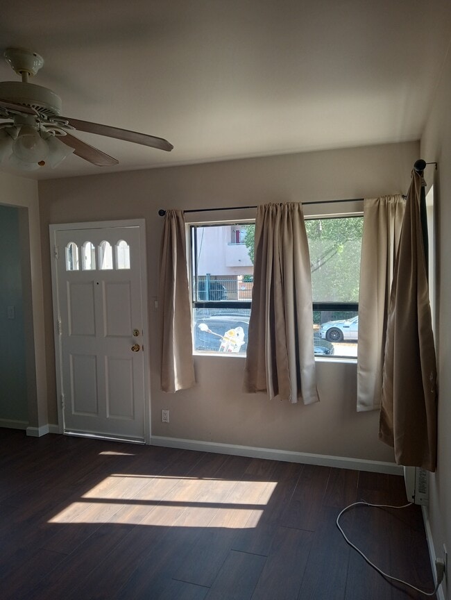 11617 Archwood St, Unit 11617 in North Hollywood, CA - Building Photo - Building Photo