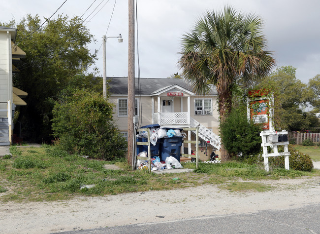 403 5th Ave N in Myrtle Beach, SC - Building Photo - Building Photo