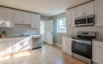 625 3rd st #2 in Grand Rapids, MI - Building Photo - Building Photo