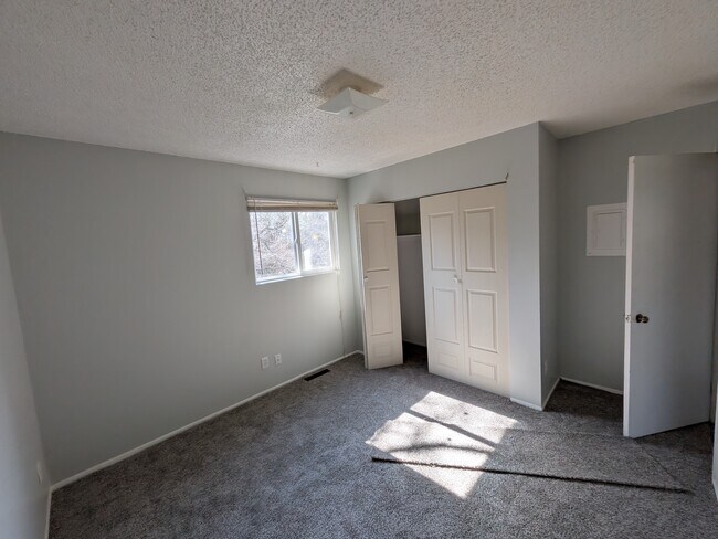 6085 Briarcliff Path, Unit Apt. C in Kalamazoo, MI - Building Photo - Building Photo