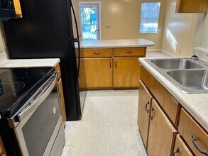 1716 Bartow St in Brunswick, GA - Building Photo - Building Photo