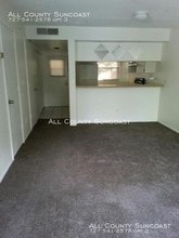 12135 117th St N in Seminole, FL - Building Photo - Building Photo