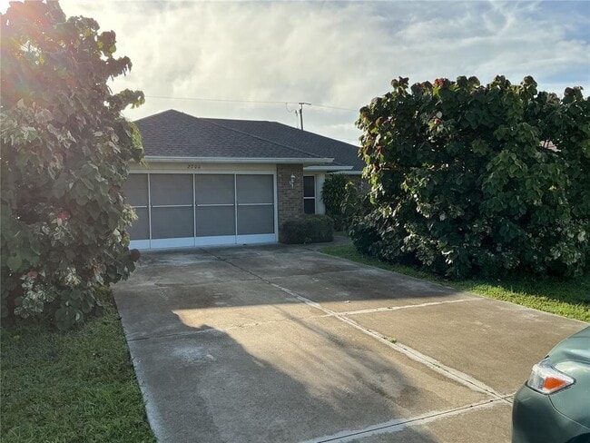 property at 2700 S Biscayne Dr