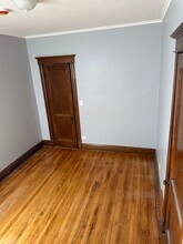 6810 S Calumet Ave in Chicago, IL - Foto de edificio - Building Photo