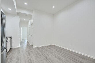 131 E North Ave in Baltimore, MD - Building Photo - Building Photo
