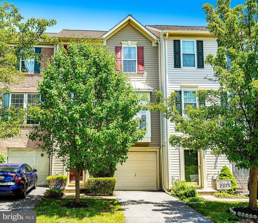 9736 Morningview Cir in Perry Hall, MD - Building Photo