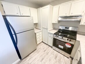 2035 S Elm St in Tempe, AZ - Building Photo - Building Photo