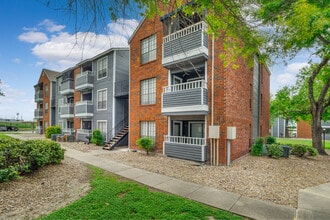 Chandler's Mill in Corpus Christi, TX - Foto de edificio - Building Photo