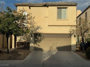 9048 Winchester Ridge St in Las Vegas, NV - Foto de edificio - Building Photo