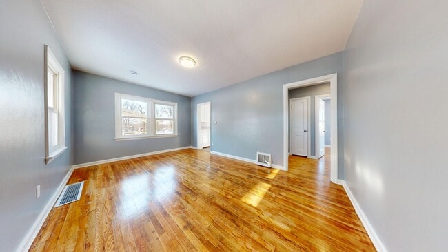 357 5th Ave in Mansfield, OH - Foto de edificio - Building Photo