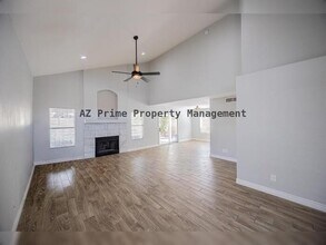 7542 W Cinnabar Ave in Peoria, AZ - Building Photo - Building Photo