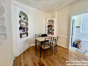 60 Egmont St, Unit 1 in Brookline, MA - Building Photo - Building Photo