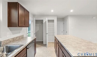 5724 Bison Ford Dr in North Chesterfield, VA - Building Photo - Building Photo