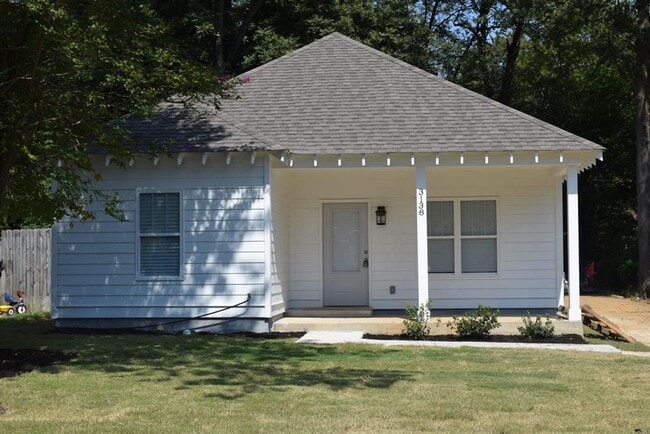 property at 3138 Chisca Ave