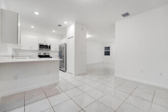 2615 SE 11th St in Homestead, FL - Building Photo - Building Photo
