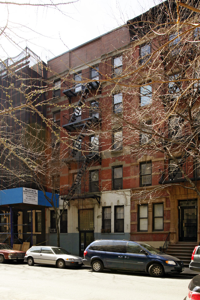 628 E ninth St in New York, NY - Building Photo - Building Photo