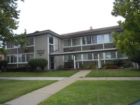 Fairway Manor Apartments