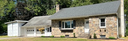2013 Howells Ln in Tannersville, PA - Building Photo - Building Photo