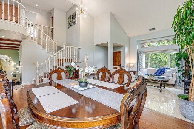 182 Westminster Way in Vallejo, CA - Building Photo - Building Photo