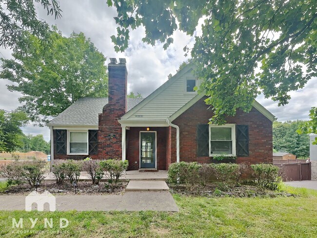 property at 2206 Eastland Ave