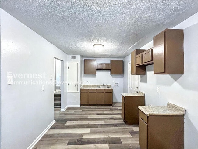 4620 Sunnybrook St in Memphis, TN - Building Photo - Building Photo