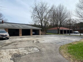 187 Buffington Rd, Unit 1 in Fairlawn, OH - Building Photo - Building Photo