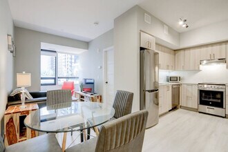 170 Metcalfe St in Ottawa, ON - Building Photo - Building Photo