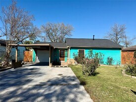 506 Ogilvie St in Houston, TX - Building Photo