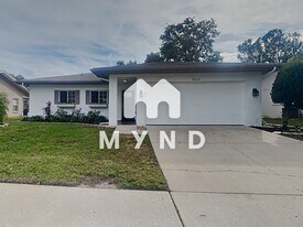 8610 Sagewood Dr in Hudson, FL - Building Photo