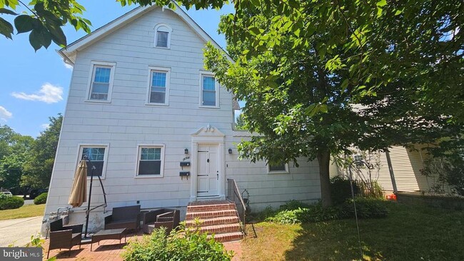 property at 534 Park Ave