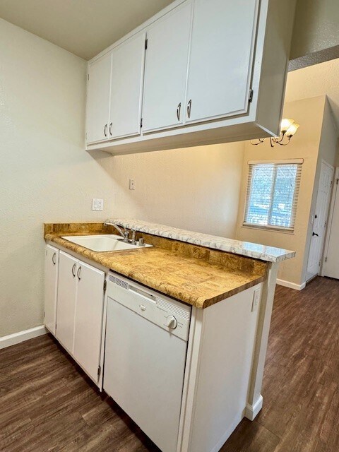 5425 Concord Blvd in Concord, CA - Building Photo - Building Photo