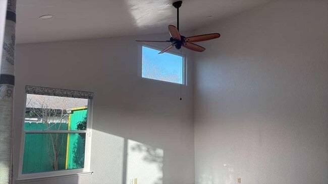 101 E Portola Way in Tracy, CA - Building Photo - Building Photo