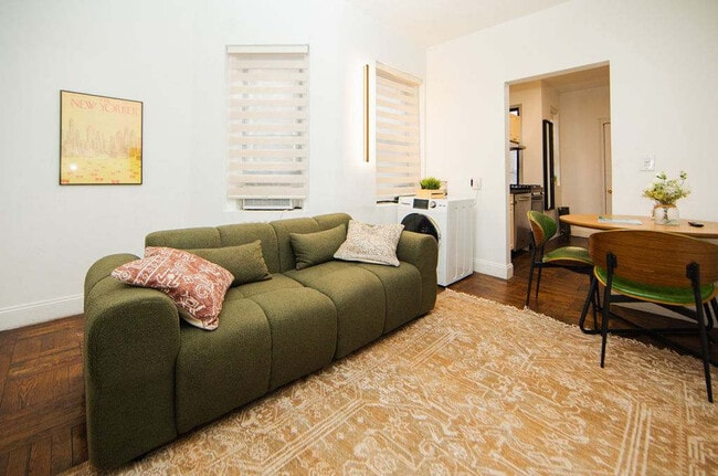 715 E 5th St, Unit SI ID1497730P in New York, NY - Foto de edificio - Building Photo