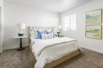 Scenic Slopes in Grantsville, UT - Foto de edificio - Building Photo