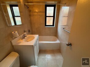 EAST 55 STREET, Unit 7H in New York, NY - Foto de edificio - Building Photo