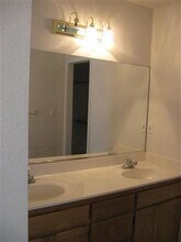 3055 Helena Way in Chico, CA - Building Photo - Building Photo