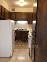 1944 Hudson St in Longview, WA - Building Photo - Building Photo