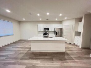 1032 Winnsboro Lp in Round Rock, TX - Building Photo - Building Photo