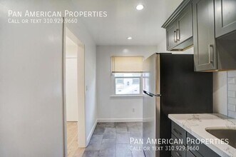 1749 Cedar Ave in Long Beach, CA - Foto de edificio - Building Photo