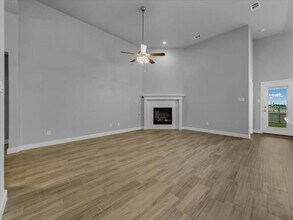 1605 Camp Ct in Justin, TX - Building Photo - Building Photo