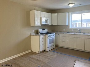 6405 Newport Ct-Unit -1 in Ventnor City, NJ - Building Photo - Building Photo