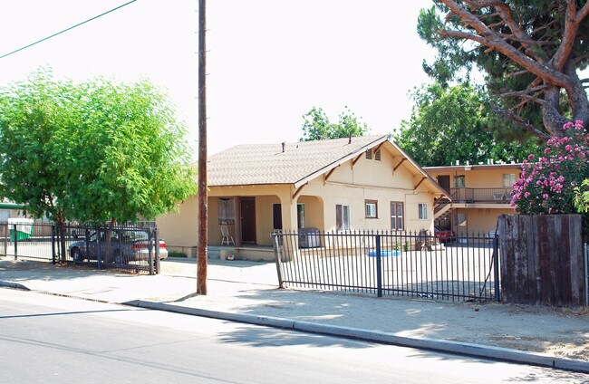 710 N Bond St in Fresno, CA - Building Photo - Building Photo