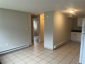 445 Hunter Ave in Dayton, OH - Building Photo - Building Photo